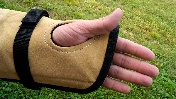 Suede Leather And Neoprene Gauntlet - Image 7